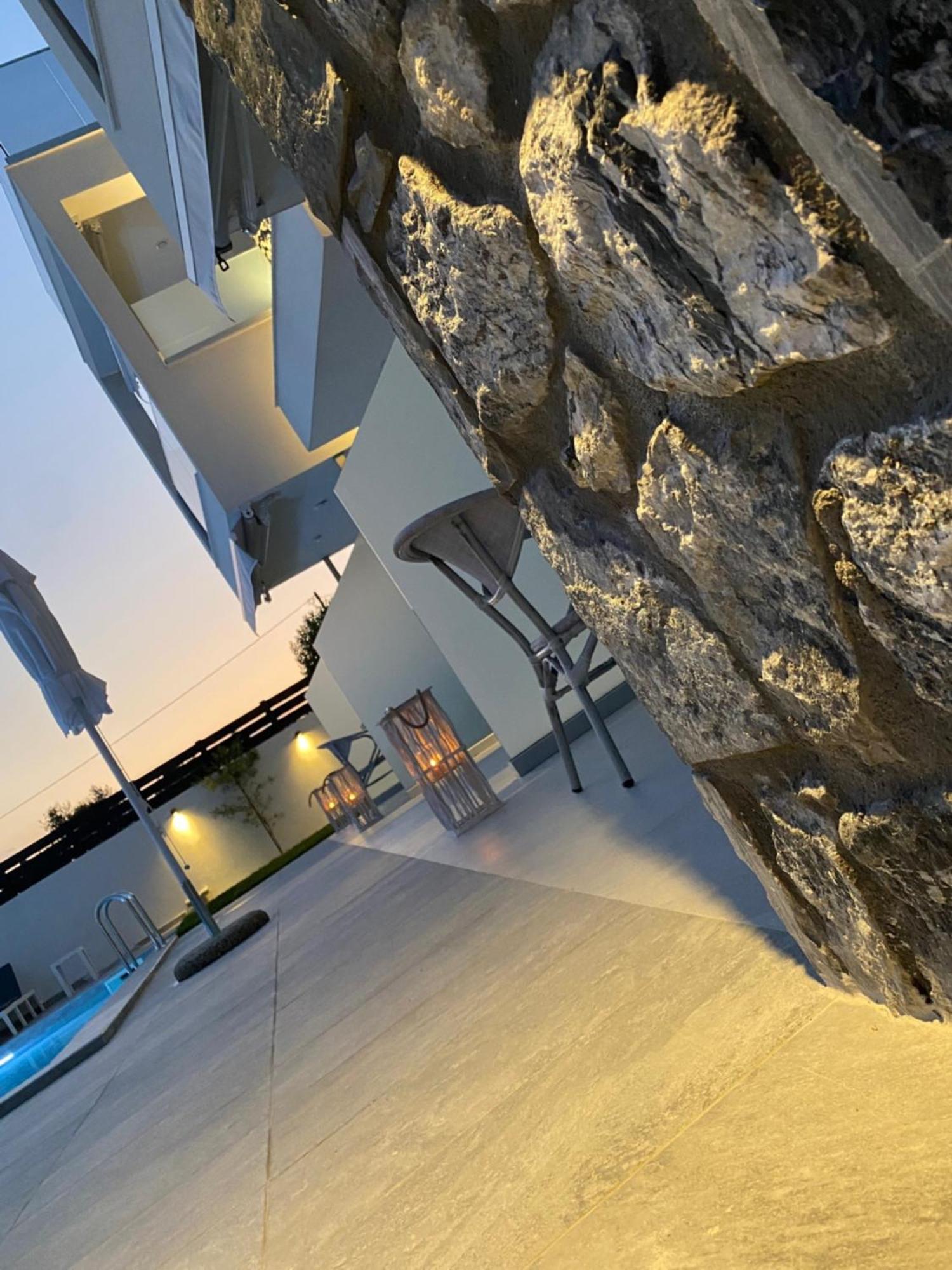 니키티 Interni Luxury Living 아파트 외부 사진